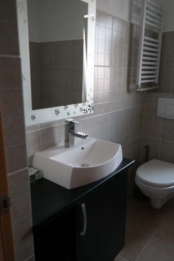 Motel Valentina Ion Roata Luaran gambar